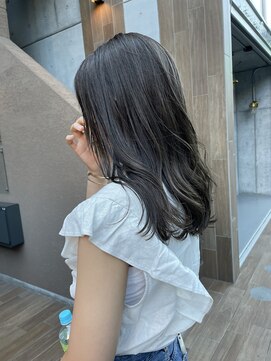 サク(Sac.) ブリーチ無し 赤み抑えた グレージュカラー Sac.栃木優佑