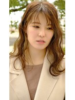 スリー スタンド(THREE STAND) 透明感　大人可愛いヌーディーカラー