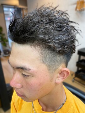 ヘアーコレクション グロース(HAIR COLLECTION Growth) 20代30代40代メンズツイストパーマ束感ツーブロック