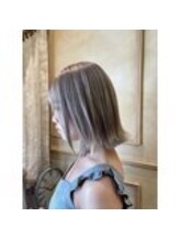 第８位【外国人風】似合わせデザインカット＋ファイバープレックスブリーチ 　新規￥13980　再来￥14980