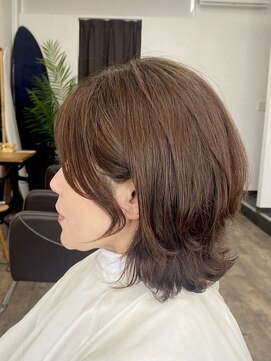 サンセット(sunset) 流れる顔周りパーマ、くびれ外はねパーマ