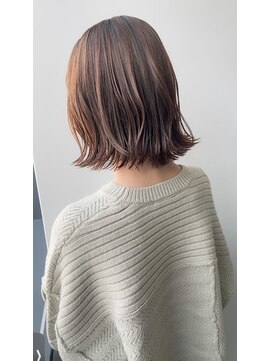 イオエ(ioe) 黒髪/ボブルフ/ネビージュ/小顔/ワンレン/髪質改善/グレージュ