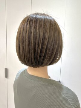 エムタニグチミュー(MTANIGUCHI Mieux) ボブ/オリーブベージュ/ナチュラルカラー/透明カラー