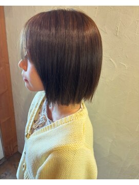 ポルム パプリカ(polum paprika) 大人可愛い透明感アッシュグレージュ切りっぱなしボブ20代30代