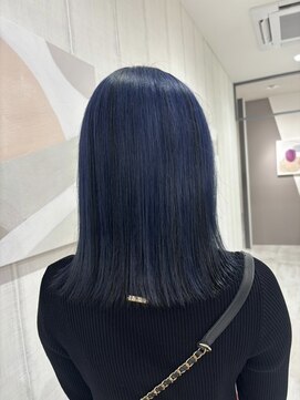 アース コアフュールボーテ 長野稲田店(EARTH coiffure beaute) ネイビーダークグレー_アンブレラカラー_寒色_切りっぱなし