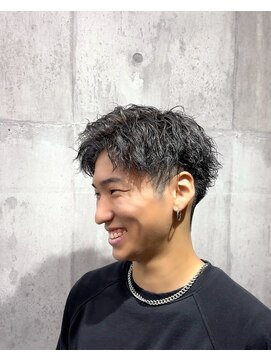 コワファースト長崎シャンプーボーイ 2nd(COIFF1RST 長崎 SHAMPOO BOY) 長崎でも大人気パーマ“ツイストスパイラルパーマ”