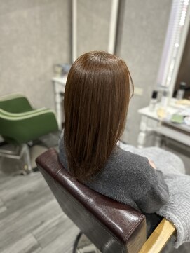 ニーノ(NI-NO) アッシュベージュ