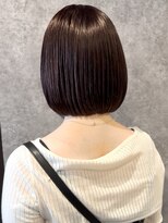 シック(chic.)&nbsp;20代30代ボブ/切りっぱなし/透明感カラー/レイヤーボブ/ショート