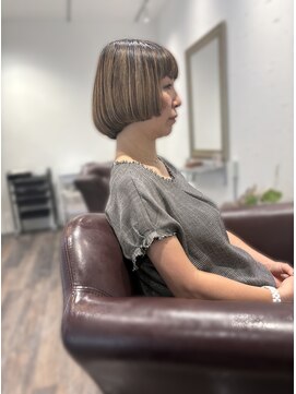 ビュッカ(BEAUCCA) 前上がりボブ