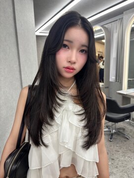 ボタン ハカタ(VOTAN hakata) 市野瀬裕奈/博多韓国ヘア/顔周りカット/レイヤーカット/暗め