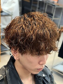 シャドウパーマ