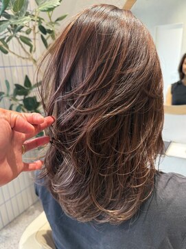 レジット 海老名(Legit) [Legit 海老名] 30代40代50代◎長め前髪レイヤー