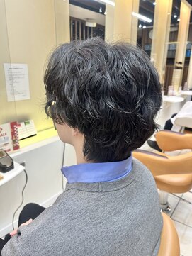 クオリス 上板橋店(QUALIS) 20代30代冬向けセンターパートルーズパーマ◎