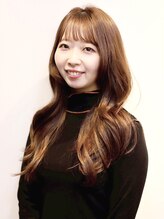 ロア(lore)&nbsp;廣中 優奈