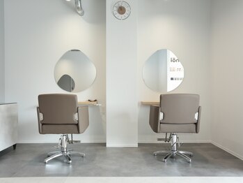 ウノイ(unoi)の写真/マンツーマン施術のプライベートサロン◇パーソナルカラー診断であなたの本当に似合うカラーにアプローチ◎