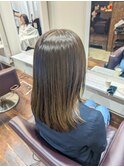 毛先に合わせたベージュ系カラー