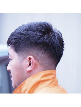 バックボーンバーバー 立川北口店(BACK.BONE.BARBER)の写真/落ち着いた空間で最初から最後までマンツーマン施術!気を遣わずに過ごせる至福の時間をご体験◎