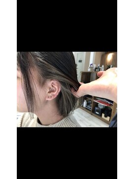 ロワゾ ヘア デザイン(L'OiSEAU HAIR DESIGN) インナーカラー