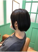 ショートボブ
