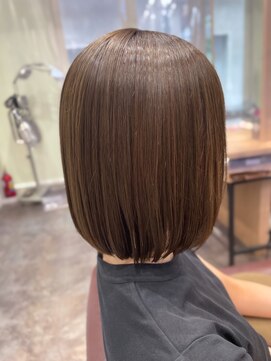 ビースリー ロア 艶ボブ 2022/09/29