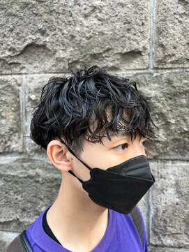 アカ(ACA) メンズマッシュパーマ波巻きツイストスパイラルパーマ札幌大通