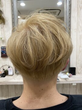オーブ ヘアー リリー 博多2号店(AUBE HAIR lily) プラチナブロンド
