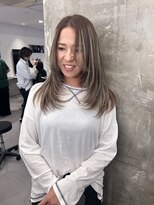 キング 梅田(K!ng)&nbsp;縮毛矯正髪質改善ハイライトレイヤーカット梅田美容室エクステ