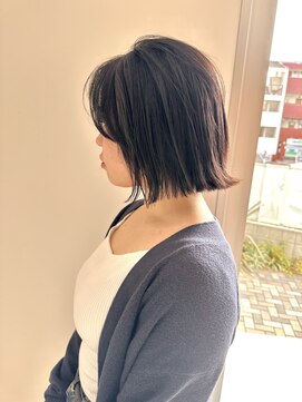 リノア 鵠沼海岸(LINOA) デザインカラー/レイヤーカット/ウェットヘア/オリーブベージュ