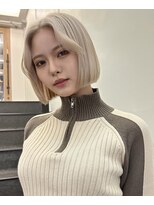 リノショアーズ 元町店(RINOSHORES)&nbsp;20代30代大人可愛いダブルカラーブリーチハイトーンカラー