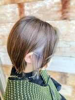 スクワットハウス(SQUAT HOUSE)&nbsp;軽め切りっぱなしボブ