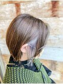 軽め切りっぱなしボブ