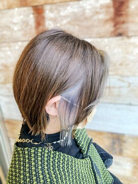 スクワットハウス(SQUAT HOUSE) 軽め切りっぱなしボブ