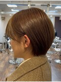 耳かけショートボブ