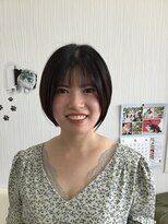 フープ(hoop)&nbsp;グラデーションボブで耳周りに空間を作り明るく洗練された印象に