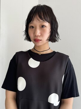 ヤント(yant) オン眉レイヤーボブ