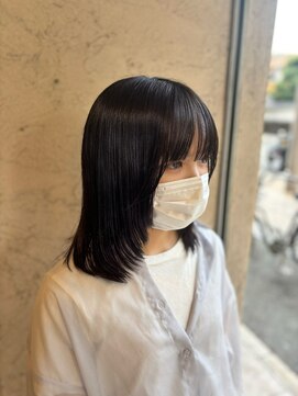 ミディアム顔周りレイヤー