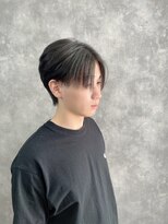 コルト(COLT)&nbsp;顔まわり縮毛矯正×センターパートで作る、まとまりメンズヘア