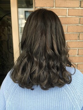 サロンドミルク 原宿(salon de MiLK) ダークグレー