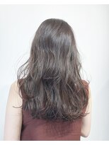 トリート 浦安店(TREAT)&nbsp;アッシュグレージュ×ロングスタイル