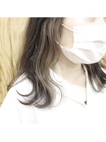 デコヘアーフラッペ(DECO HAIR frappe) ベージュ系インナーカラー