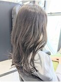 ロングスタイル×オリーブグレージュ×コテ巻きスタイル