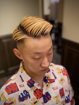 バレス 田町(BALES) [スキンフェード/ツイストスパイラル/田町]