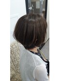 前下がりボブ