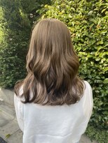 ミルクティーベージュ