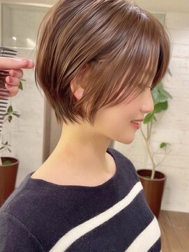 ウル 名古屋栄(ulu) 大人可愛いショートヘア