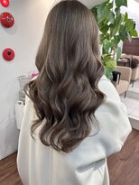 インビテーション(invitation) グレーベージュアッシュオリーブグレージュアッシュ