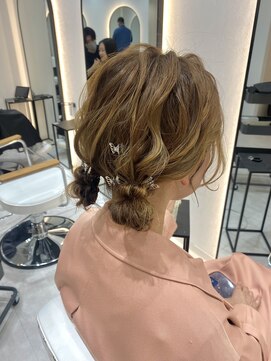 ジーナ 博多筑紫口(Zina) ツインお団子/ツインヘア/お団子ヘアアレンジ/zina博多筑紫口店