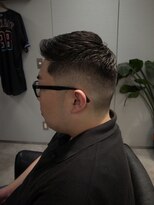 イントロバイフィーネ 渋谷(INTRO . by Fi-Ne)&nbsp;アイロンパーマ　アップバング　スキンフェード