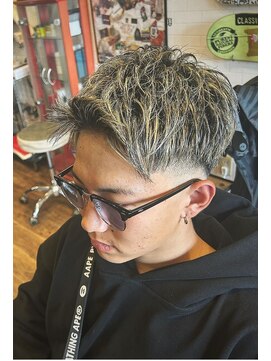 ジャヴァル(JAVAL) ホワイトメッシュ＋フェードカット