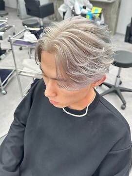 ベルクロー バイ アリープ(Bel.crow by ALEAP) マッシュセンターパート×バレイヤージュ/ブリーチデザイン